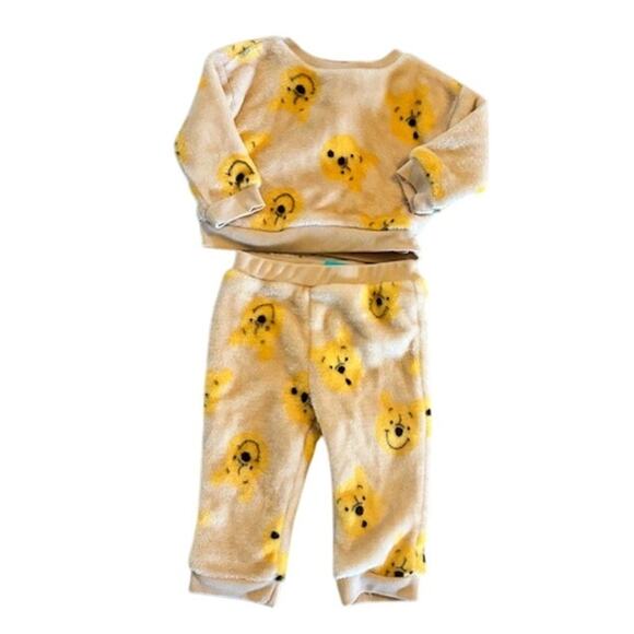 Baby Boy Clothing Lot Size 6M / 6–9M Disney, Carter’s, Little Lad, Chickpea - Picture 4 of 10